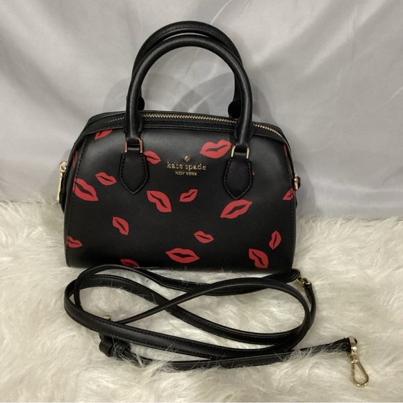 Kate Spade Small Madison Lips Toss Leather Duffle Crossbody Bag EUC 88 - Picture 6 of 13